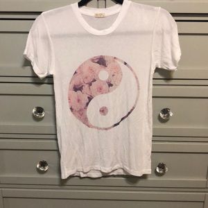 Brandy Melville Ying Yang Top